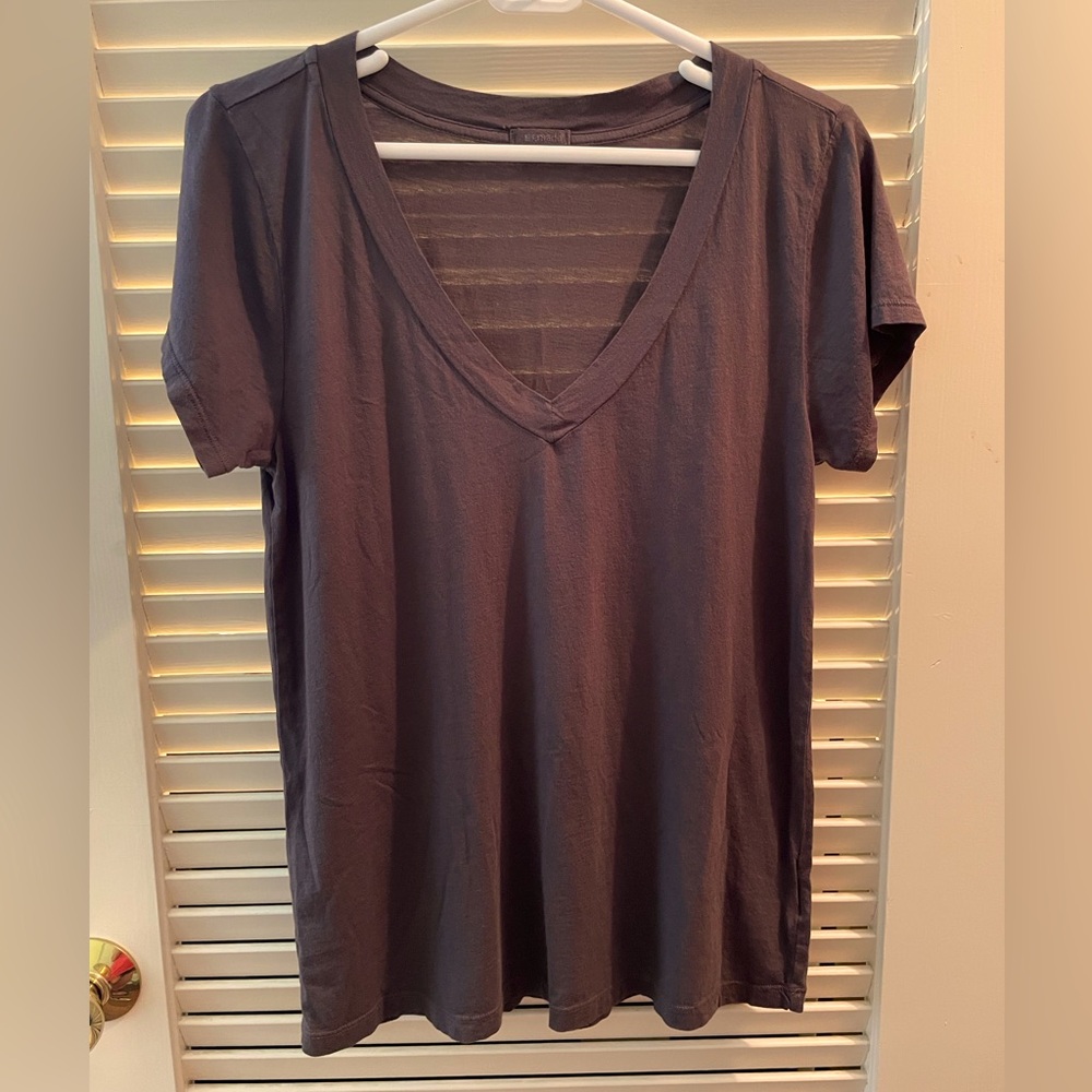 LA Made Low V Neck Boyfriend Tee - taupe